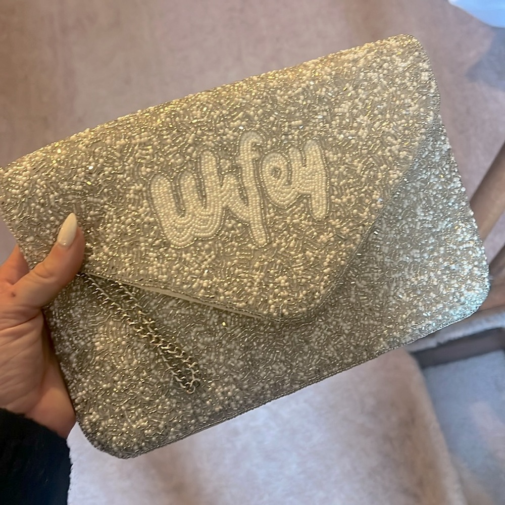 Wifey clutch
